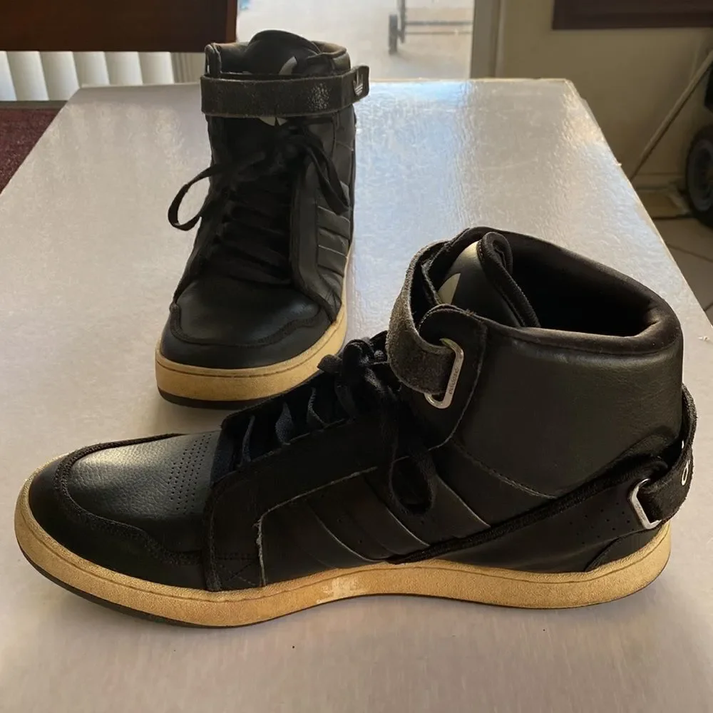 ADIDAS Men’s Black Leather HiTops Art# G59950 Size 12